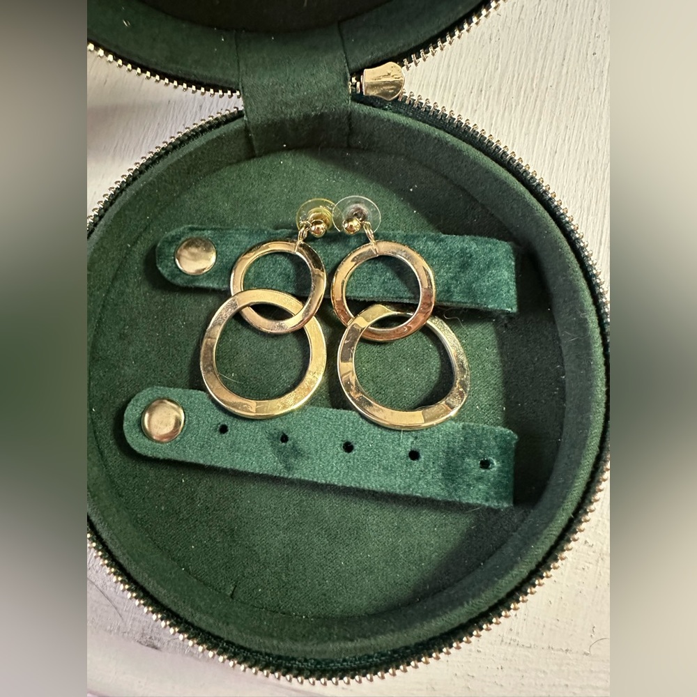 NWOT- Babble Bar Hoop Earrings